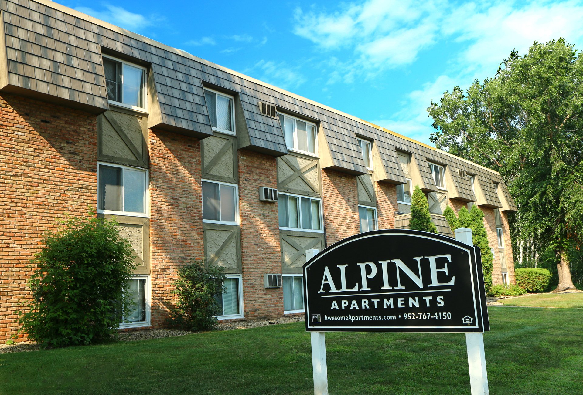Photos and Video of Alpine Apartments in Forest Lake, MN